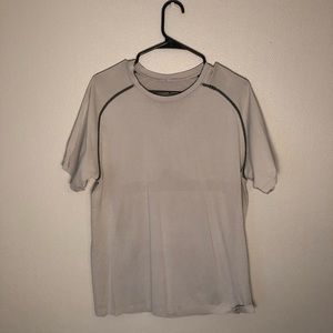 Lululemon T-Shirt